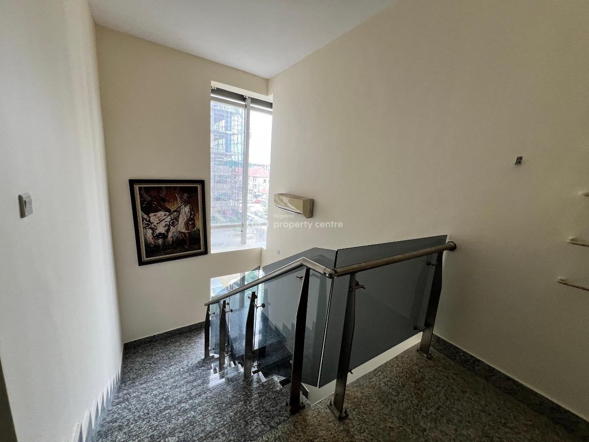 Serviced 3 Bedrooms Apartment with Bq, Gym, Pool and an Office Space, Lekki Phase 1, Lekki, Lagos, Flat / Apartment for Rent