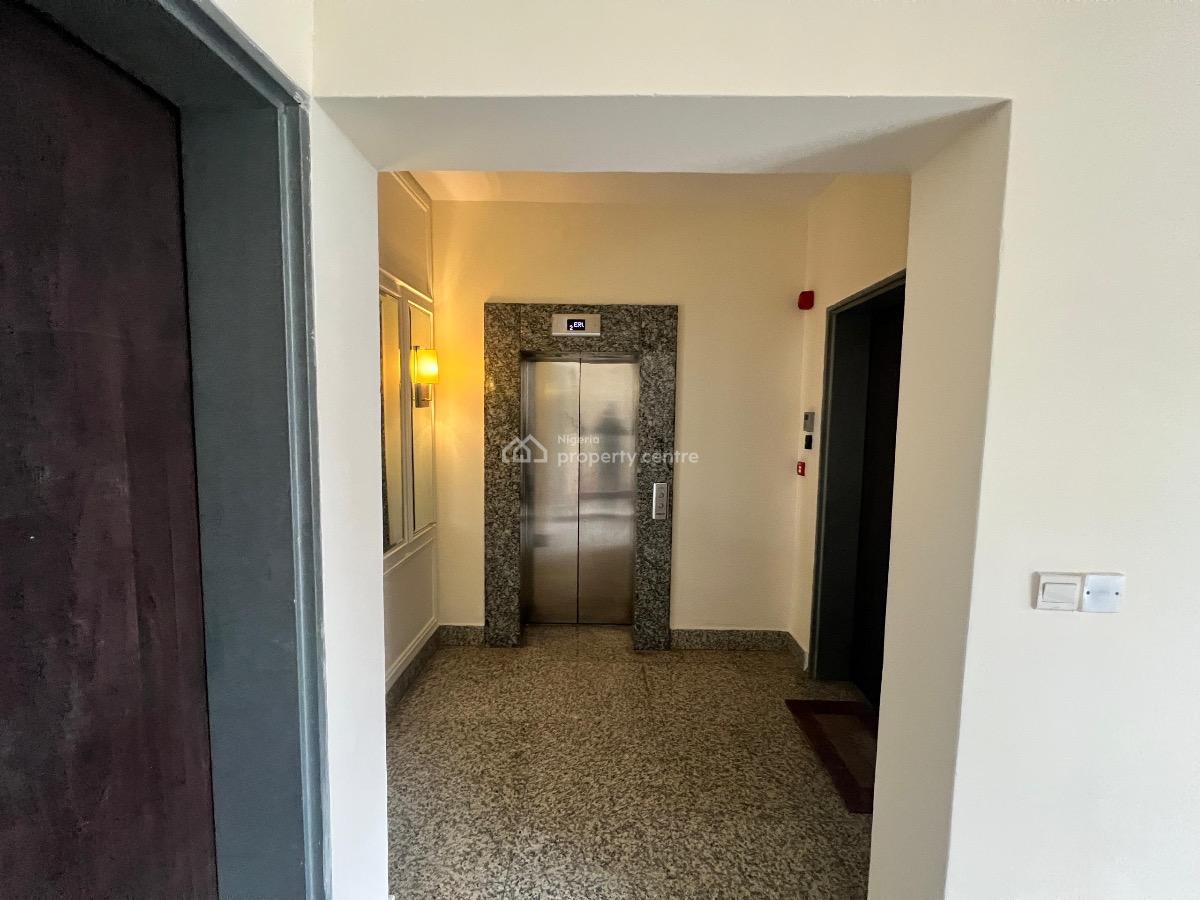 Serviced 3 Bedrooms Apartment with Bq, Gym, Pool and an Office Space, Lekki Phase 1, Lekki, Lagos, Flat / Apartment for Rent