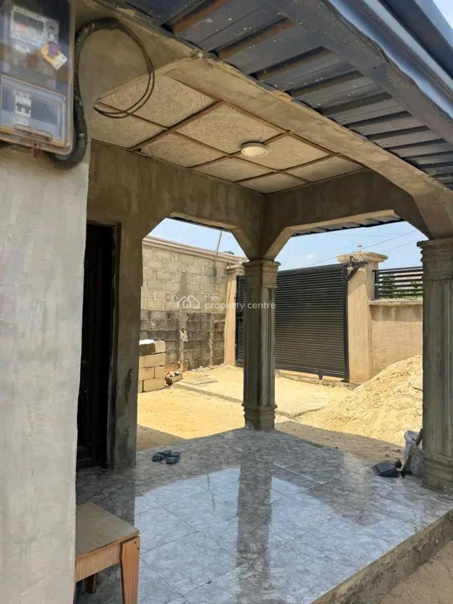 Bungalow of 2 Bedroom,roomself-contain&3unit Mini-flat on Half Plot, Oreta, Igbogbo, Ikorodu, Lagos, House for Sale
