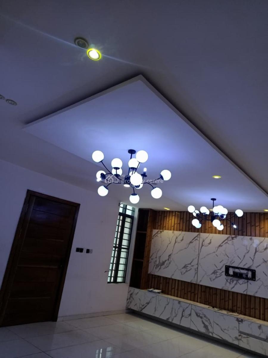 Premium Spacious Studio Apartment with Personal Kitchen, Osapa, Lekki, Lagos, Flat / Apartment for Rent