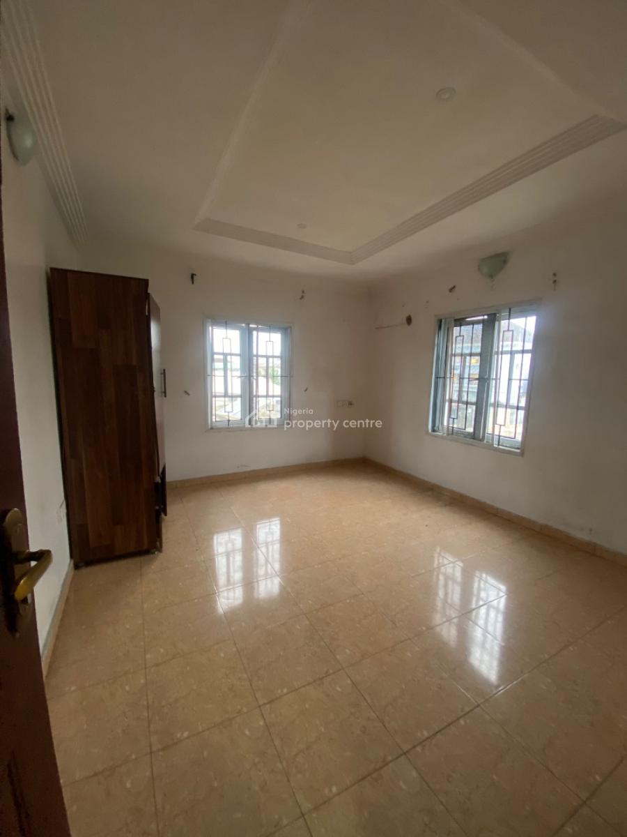 Spacious 2bedroom (upstairs) with 2balconies, Silverland Estate, Off Thera Annex Estate, Sangotedo, Ajah, Lagos, Sangotedo, Ajah, Lagos, Flat / Apartment for Rent