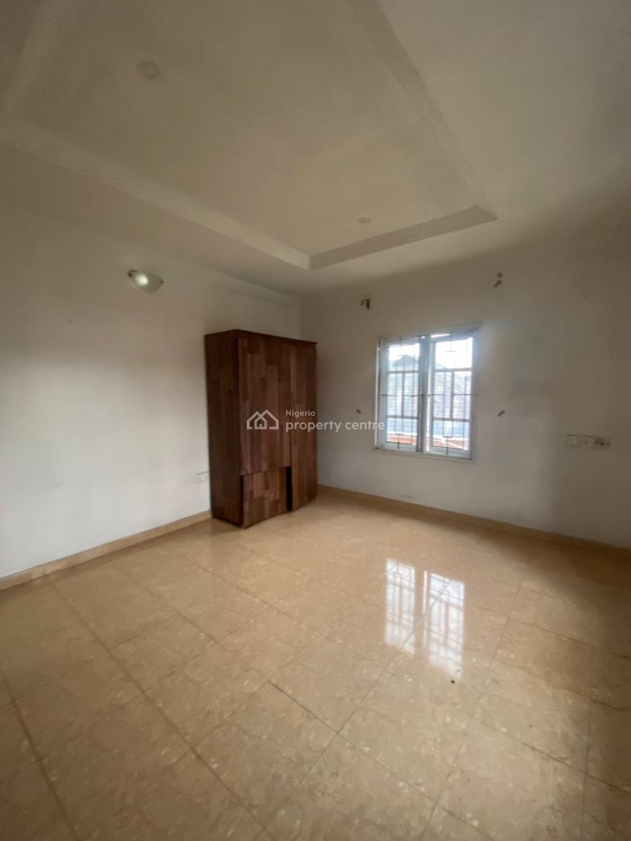 Spacious 2bedroom (upstairs) with 2balconies, Silverland Estate, Off Thera Annex Estate, Sangotedo, Ajah, Lagos, Sangotedo, Ajah, Lagos, Flat / Apartment for Rent