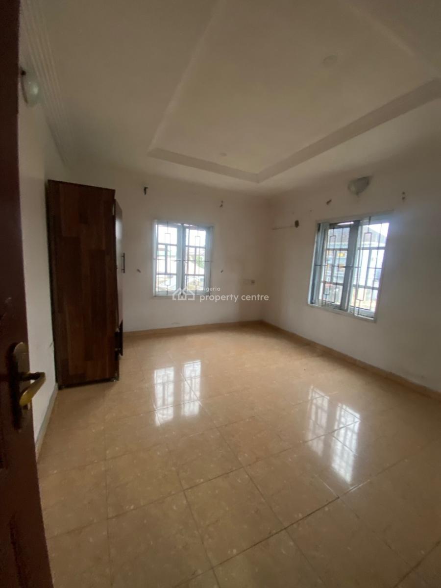 Spacious 2bedroom (upstairs) with 2balconies, Silverland Estate, Off Thera Annex Estate, Sangotedo, Ajah, Lagos, Sangotedo, Ajah, Lagos, Flat / Apartment for Rent