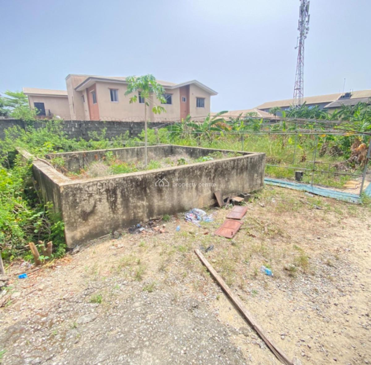 1440sqm Fenced and Gated Land with Old Building, Thomas Estate, Ajah, Lagos, Residential Land for Sale