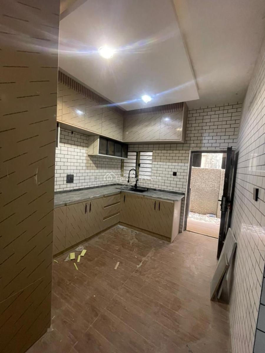 Tastefully Finished 4 Bedroom Semi Detached Duplex, Airport Road, Lugbe District, Abuja, Semi-detached Duplex for Rent