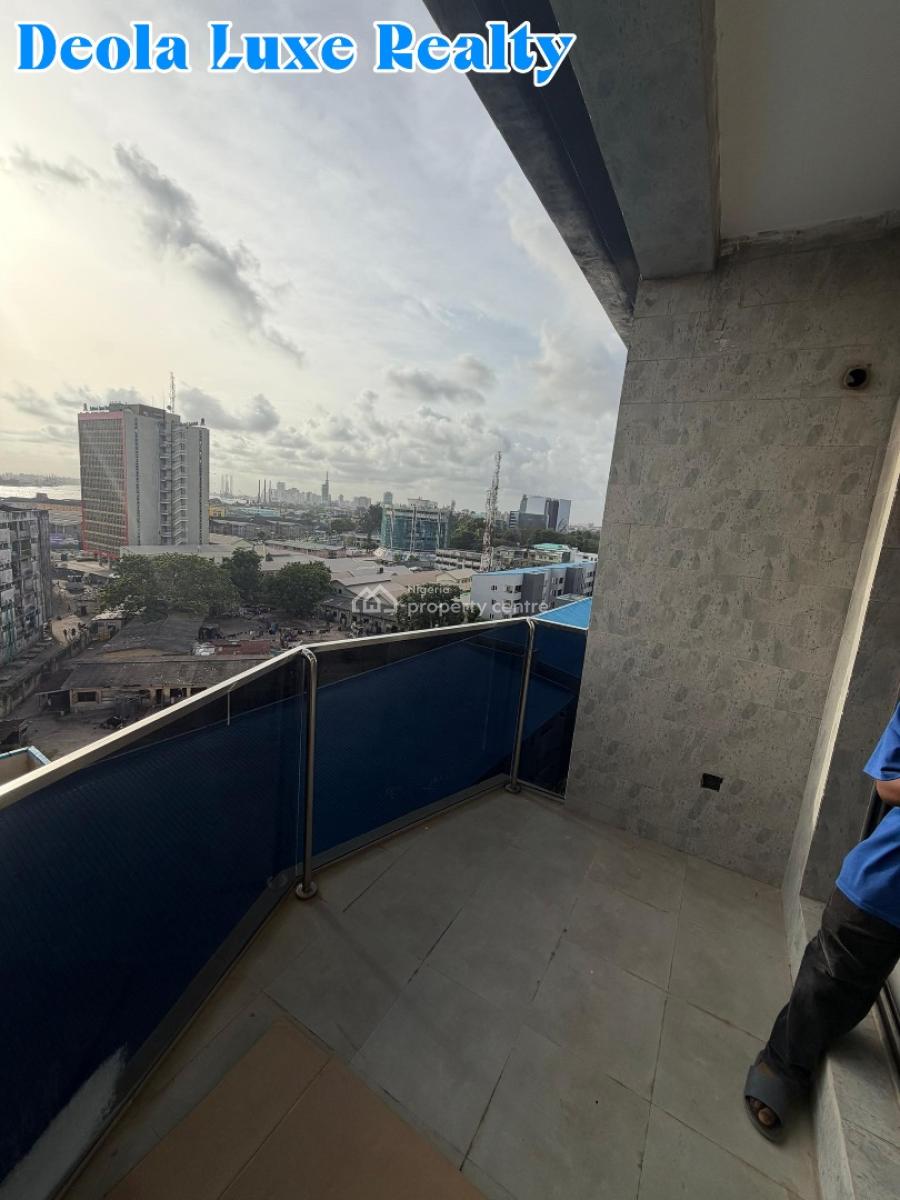 Contemporary Furnished 3-bed Apartment with Stunning City & Water View, Off Ahmadu Bello Way, Victoria Island (vi), Lagos, Flat / Apartment for Rent