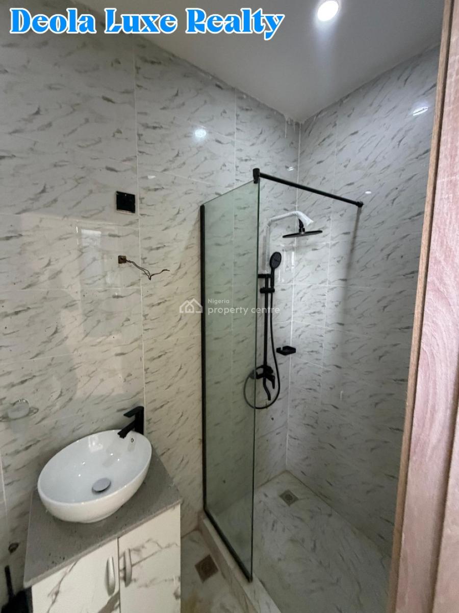 Contemporary Furnished 3-bed Apartment with Stunning City & Water View, Off Ahmadu Bello Way, Victoria Island (vi), Lagos, Flat / Apartment for Rent