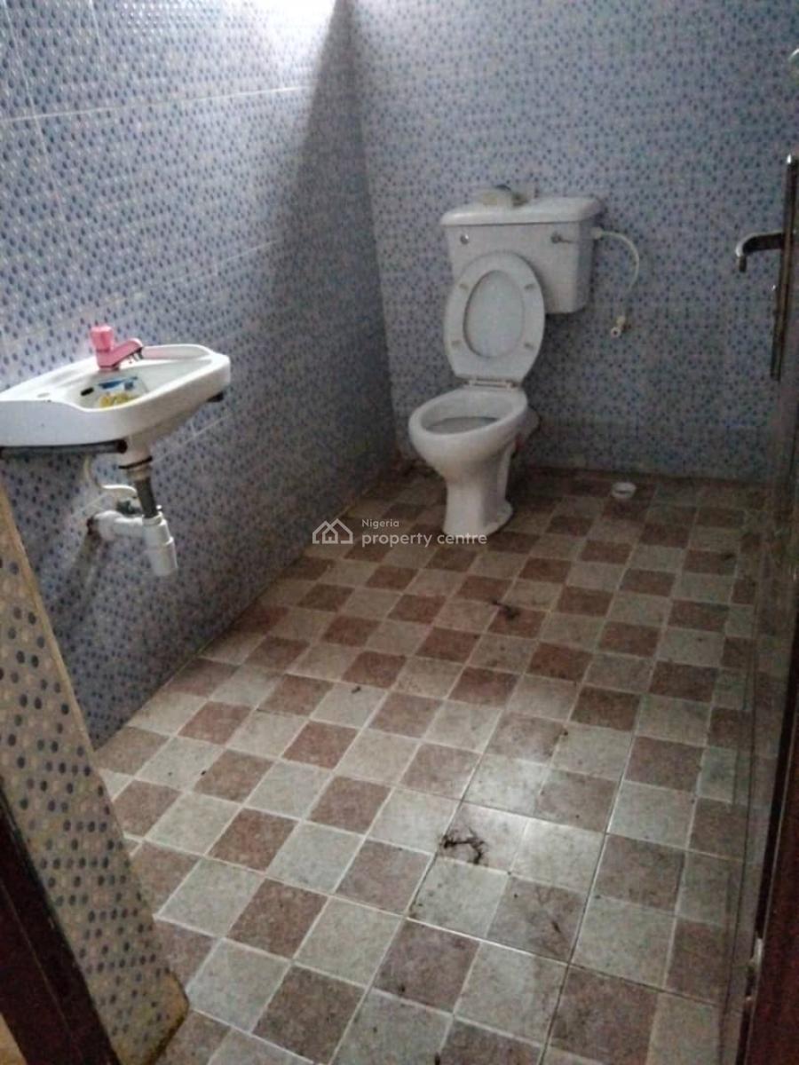 a Clean Selfcontained Apartment, Nwaniba Road, Uyo, Akwa Ibom, House for Rent