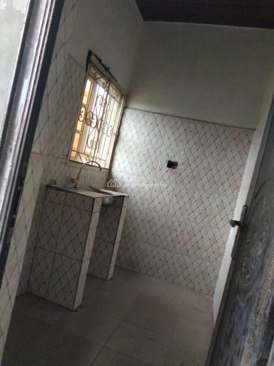 a Clean Selfcontained Apartment, Nwaniba Road, Uyo, Akwa Ibom, House for Rent