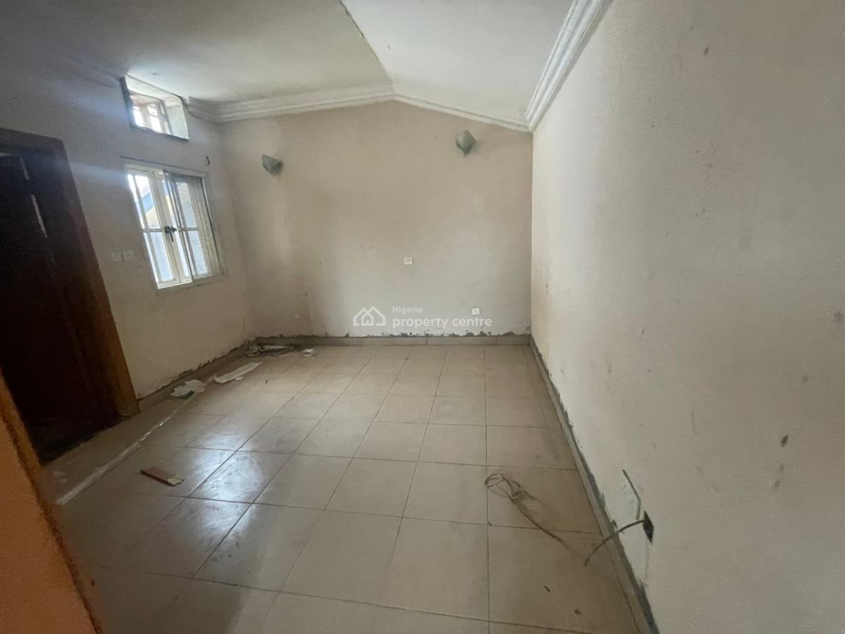 4 Bedroom Duplex +1 Room Bq, Gra Phase 1, Magodo, Lagos, Semi-detached Duplex for Rent