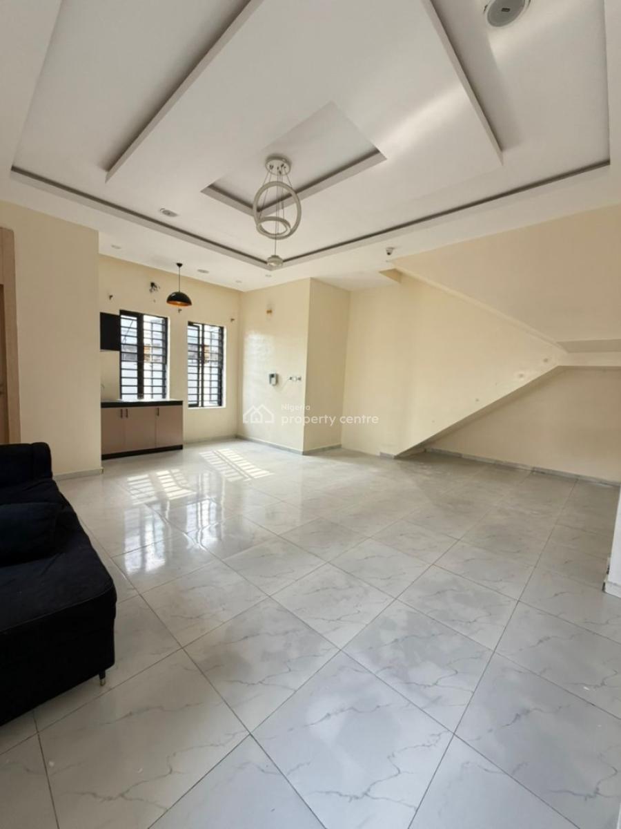 1 Bedroom Apartment, Ikota Gra, Lekki, Lekki, Lagos, Self Contain (single Rooms) for Rent