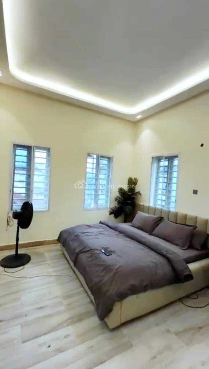 Exquisite Massive 2 Units of 3 Bedrooms with Bq, Ikoyi, Lagos, Flat / Apartment for Sale