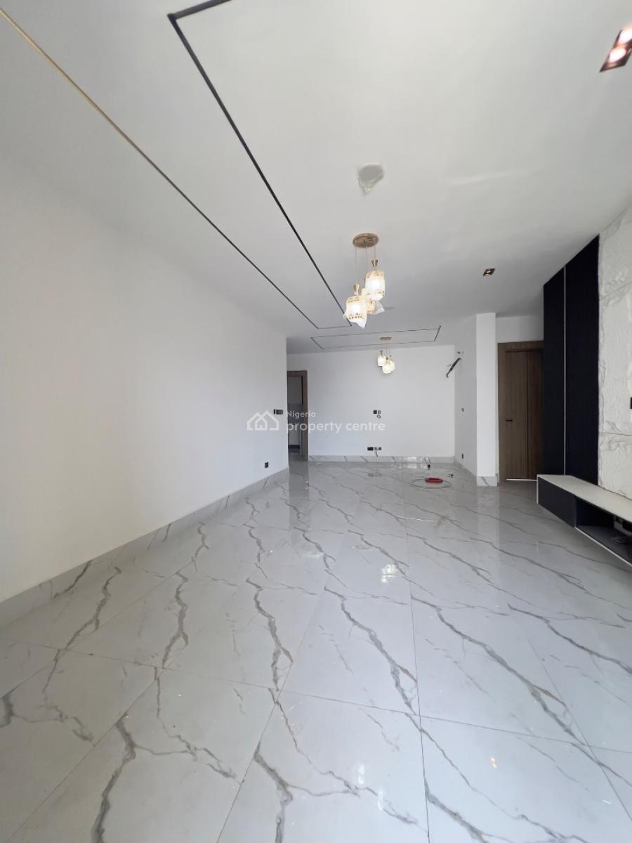 2 Bedroom Apartment with Elevators, Lekki Phase 1, Lekki, Lagos, Flat / Apartment for Sale