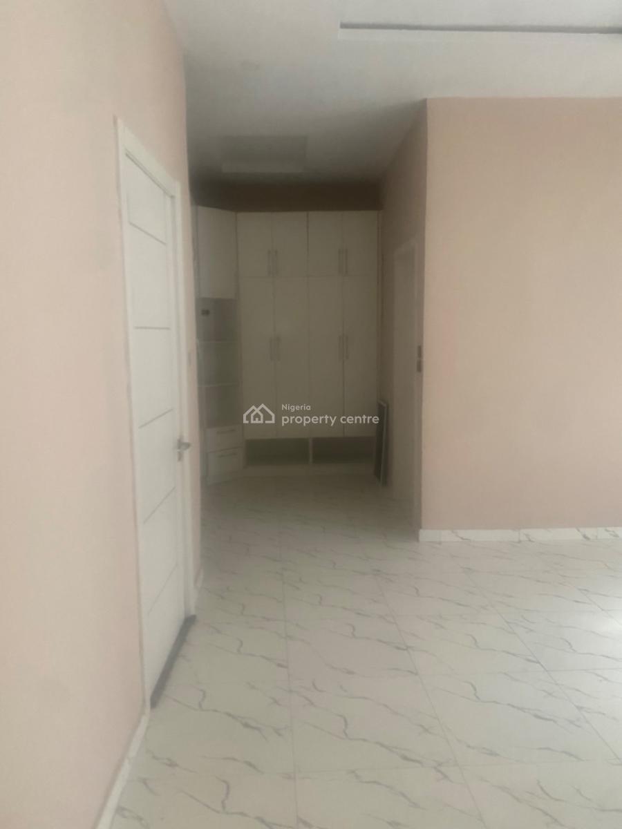 a Clean Master Bedroom in an Estate, Lekki, Lagos, Flat / Apartment for Rent