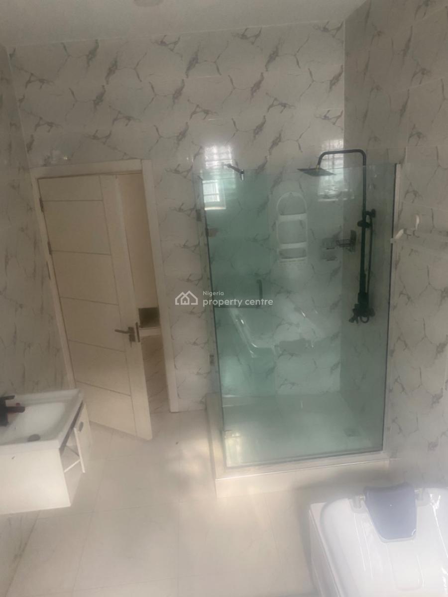 a Clean Master Bedroom in an Estate, Lekki, Lagos, Flat / Apartment for Rent