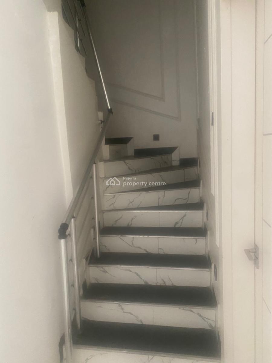 a Clean Master Bedroom in an Estate, Lekki, Lagos, Flat / Apartment for Rent