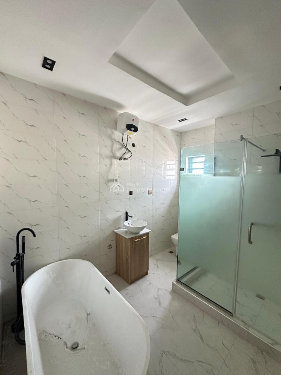 4 Bedroom Fully Detached Duplex with Bq, Ologolo, Lekki, Lagos, Detached Duplex for Sale