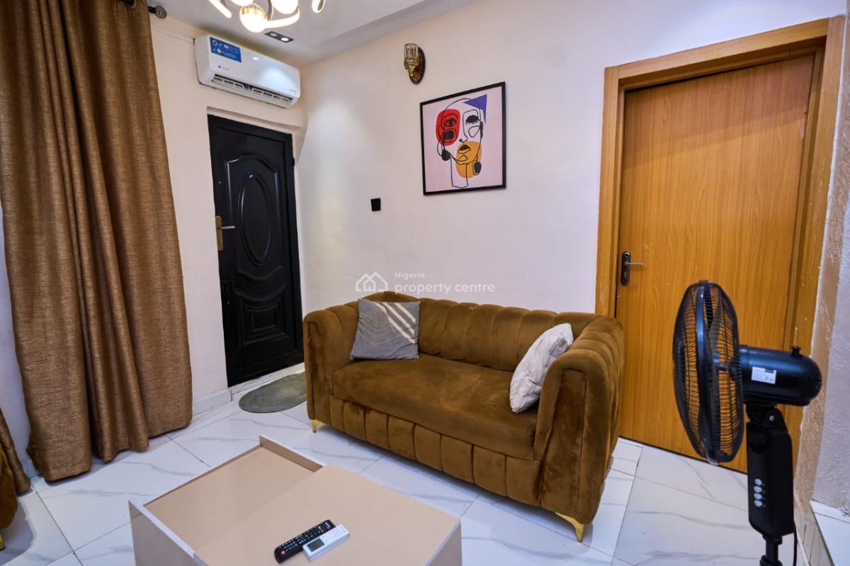 1 Bedroom Apartment, Pedro, Gbagada, Gbagada, Lagos, Self Contain (single Rooms) Short Let