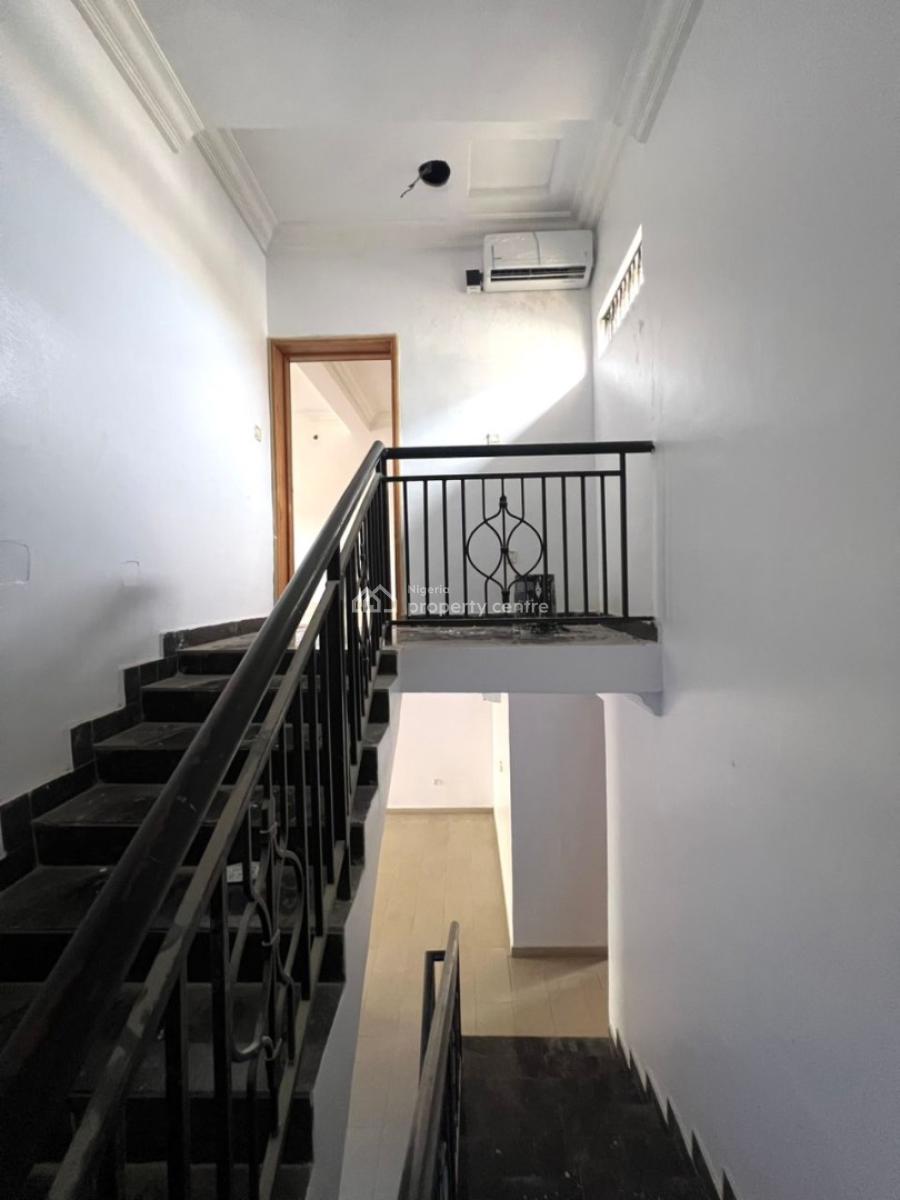 4bedroom Terrace Duplex with a Bq and Swimming Pool, Lekki Phase 1, Lekki, Lagos, Terraced Duplex for Rent