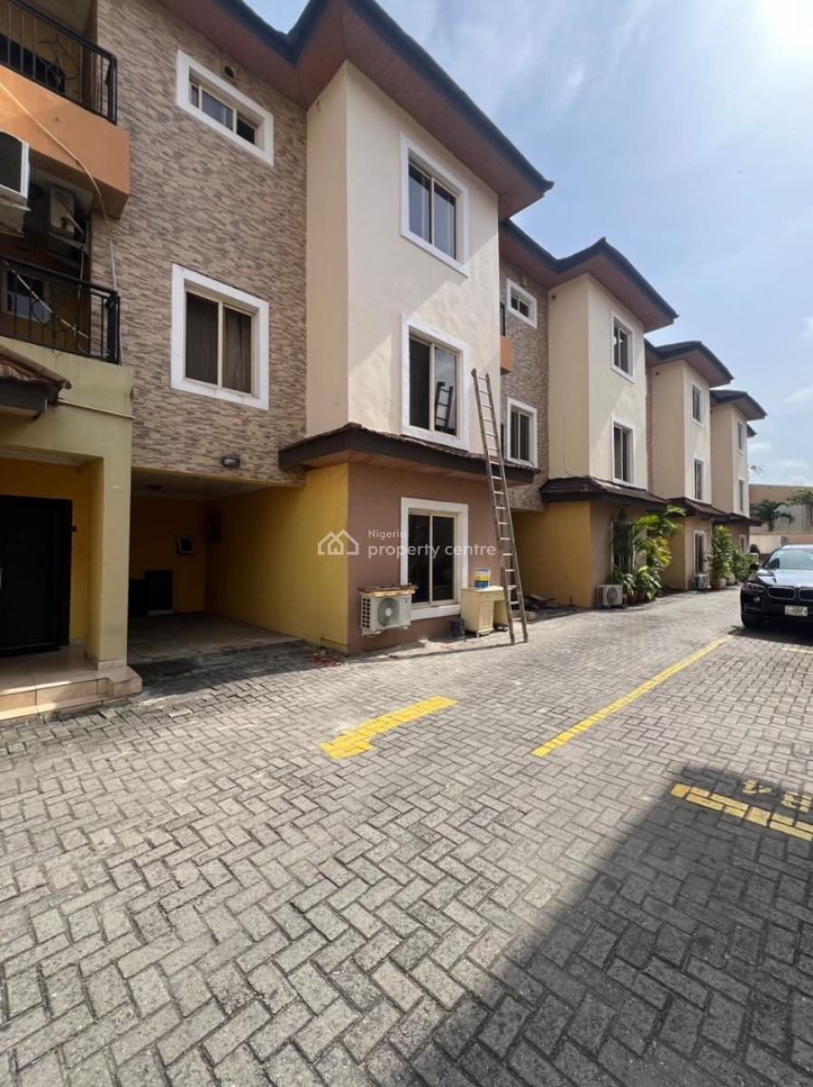 4bedroom Terrace Duplex with a Bq and Swimming Pool, Lekki Phase 1, Lekki, Lagos, Terraced Duplex for Rent