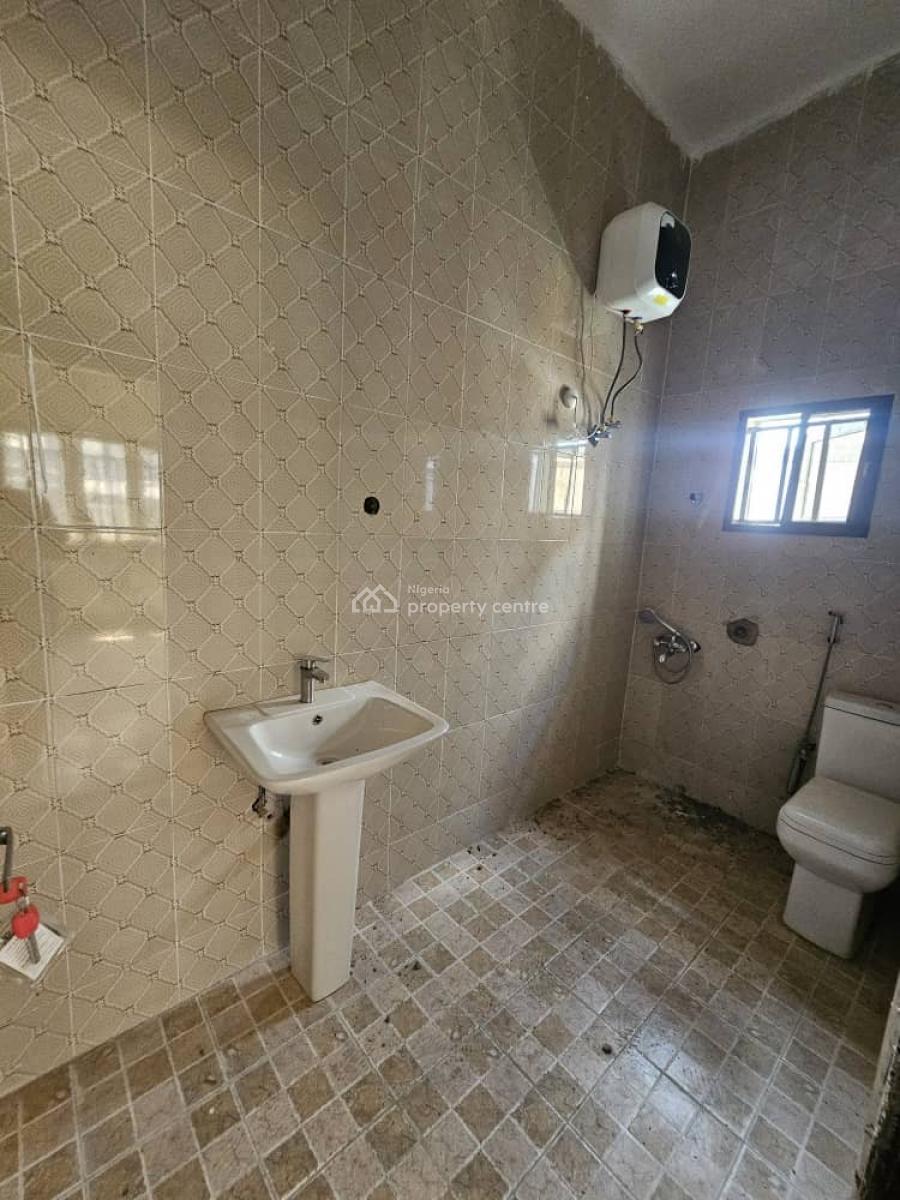 Standard 2 Bedroom Flat, Garki, Abuja, House for Rent