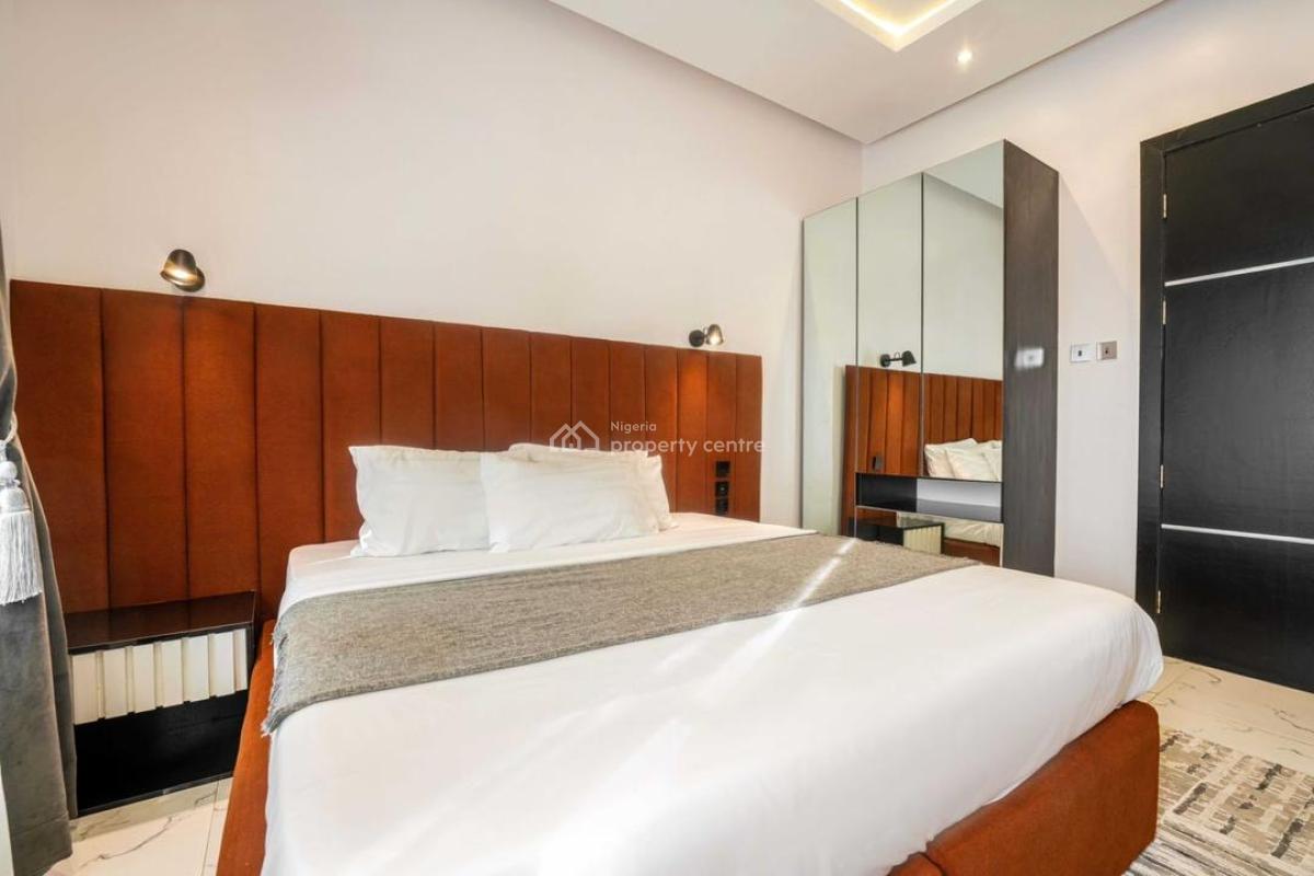 2 Bedroom Apartment, Lekki Phase 1, Lekki, Lagos, Flat / Apartment Short Let