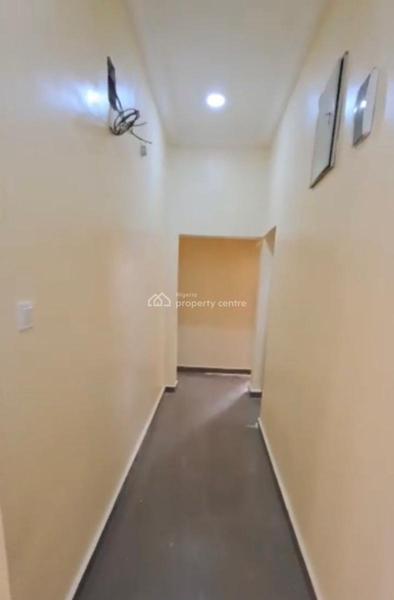 a 3-bedroom Block of Flats in Lifecamp By Berger Clinic., By Berger Clinic, Life Camp, Abuja, Flat / Apartment for Rent