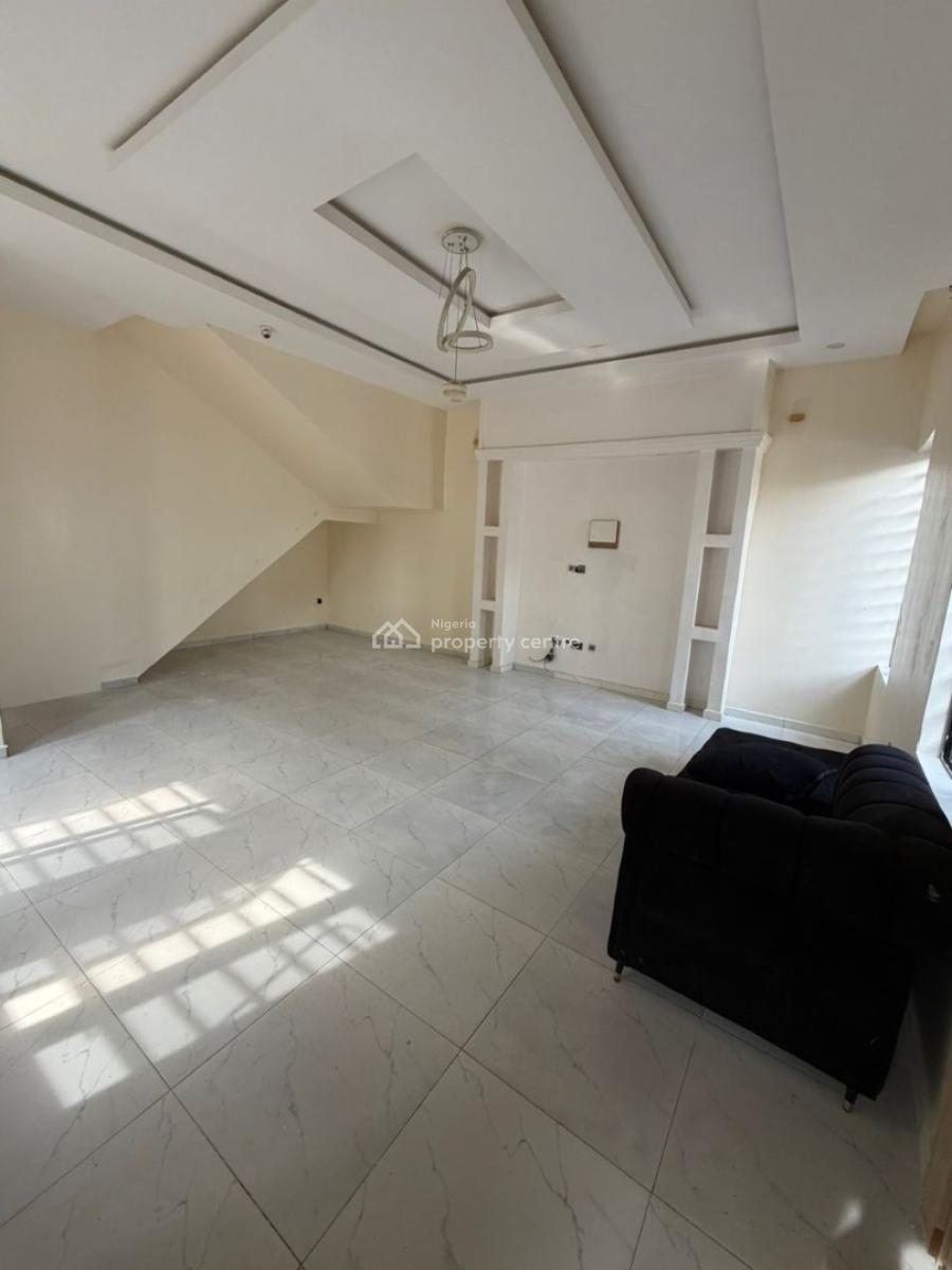 Very Massive Standard Studio Apartment with Kitchen, Ikota Villa Estate, Ikota, Lekki, Lagos, Self Contain (single Rooms) for Rent