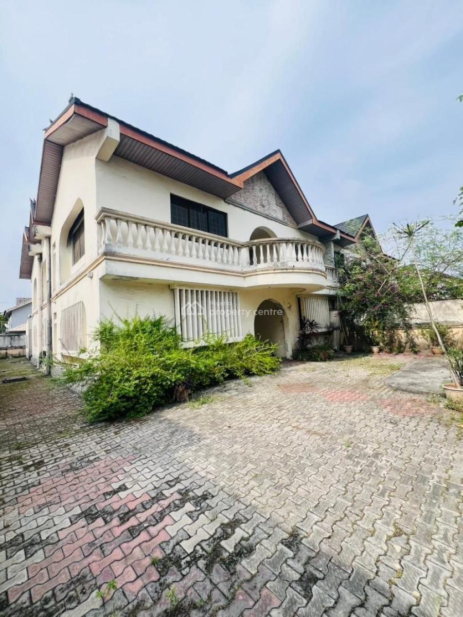 4 Bedrooms Semi-detached Duplex with Bq, Lekki Phase 1, Lekki, Lagos, Semi-detached Duplex for Rent