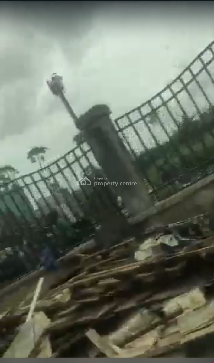 1.27hectares (12,700sqm) Joint Venture Waterfront Land, Lekki Phase 1, Lekki, Lagos, Residential Land for Sale