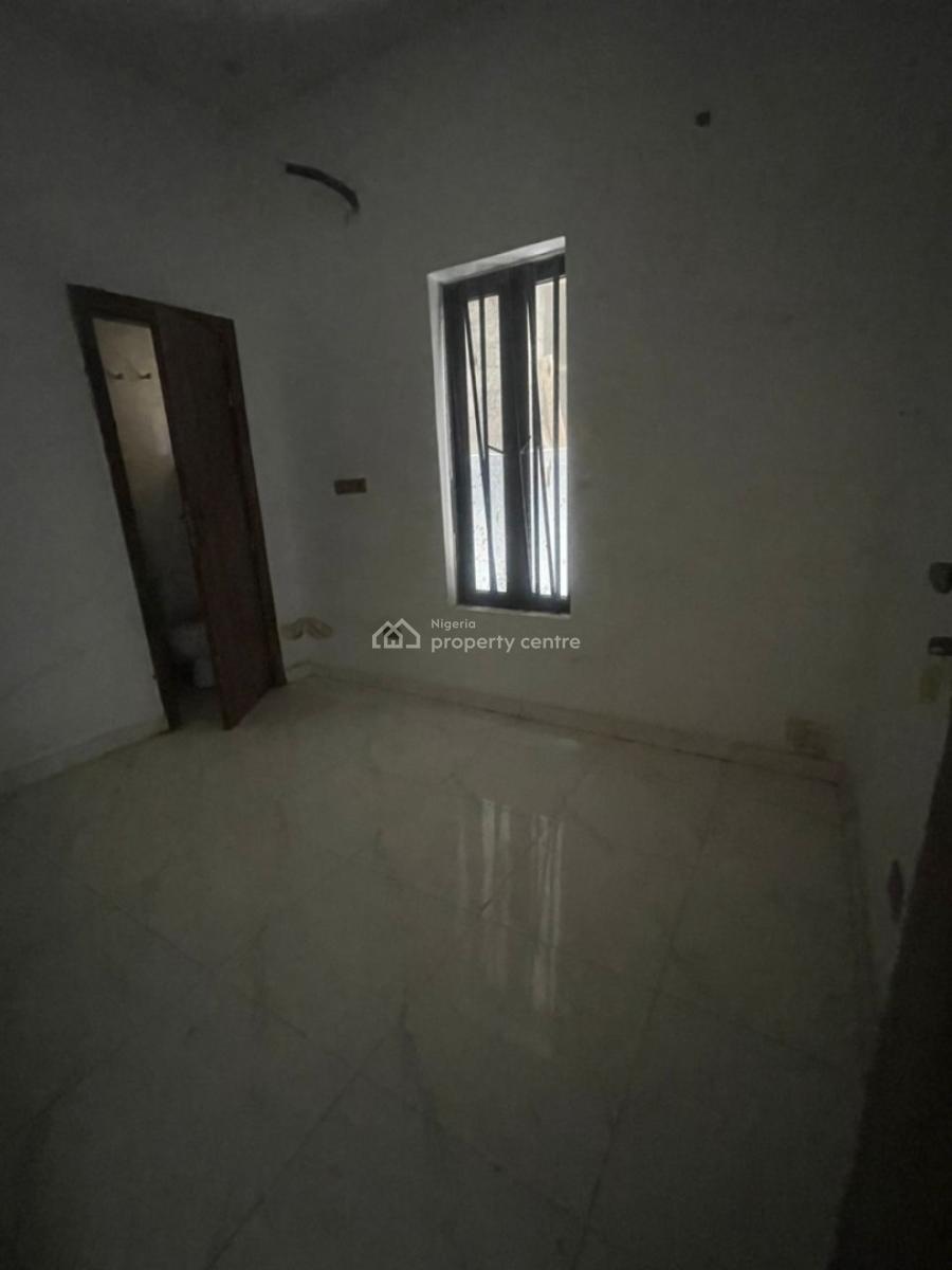 Nicely Built 4 Bedroom Semi Detached Duplex, Lekki County, Lekki Expressway, Lekki, Lagos, Semi-detached Duplex for Rent