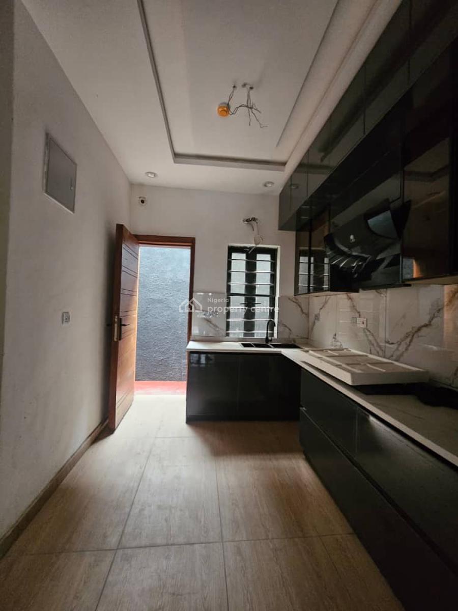 4 Bedroom Terraced Duplex with Bq, Maryland Crescent Estate, Maryland, Lagos, Flat / Apartment for Sale