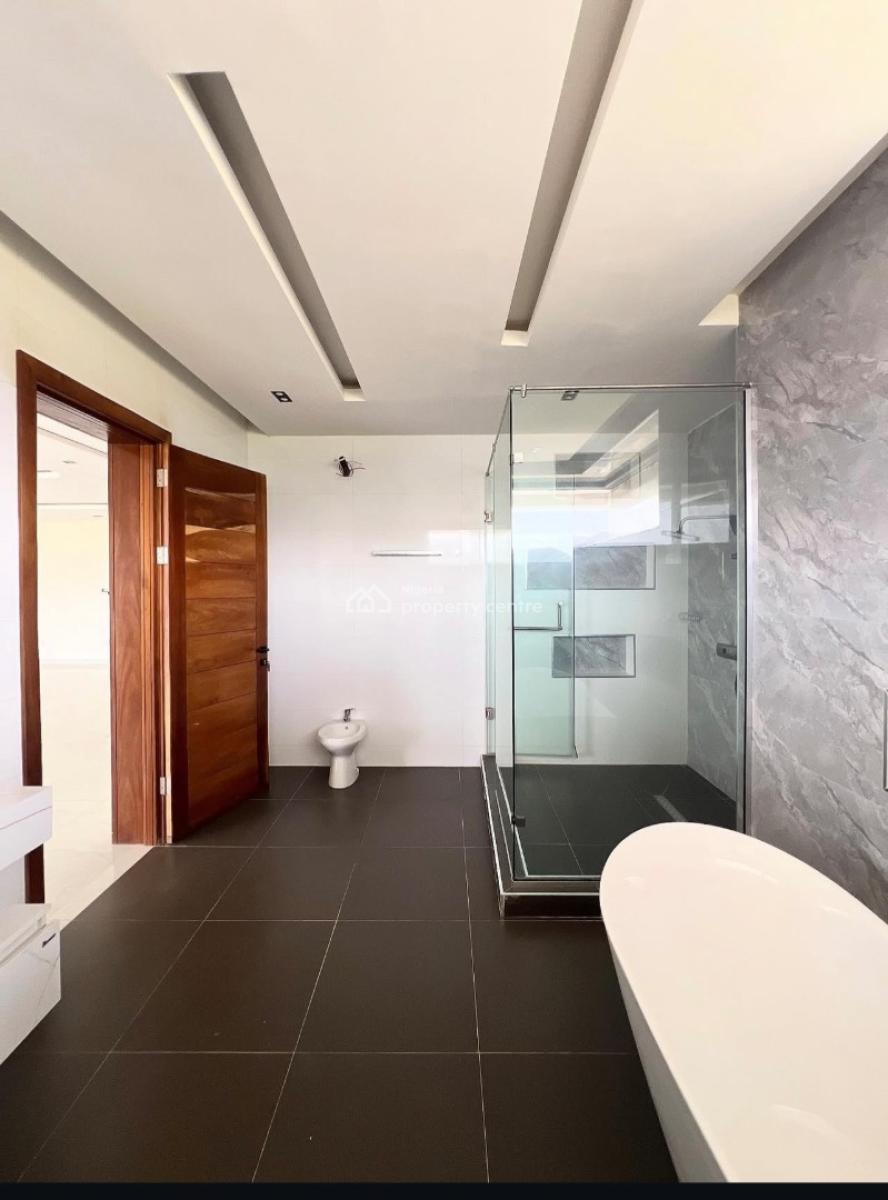 5 Bedroom House with So Much Space and Bq, Lekki, Ajah, Lagos, Detached Duplex for Sale