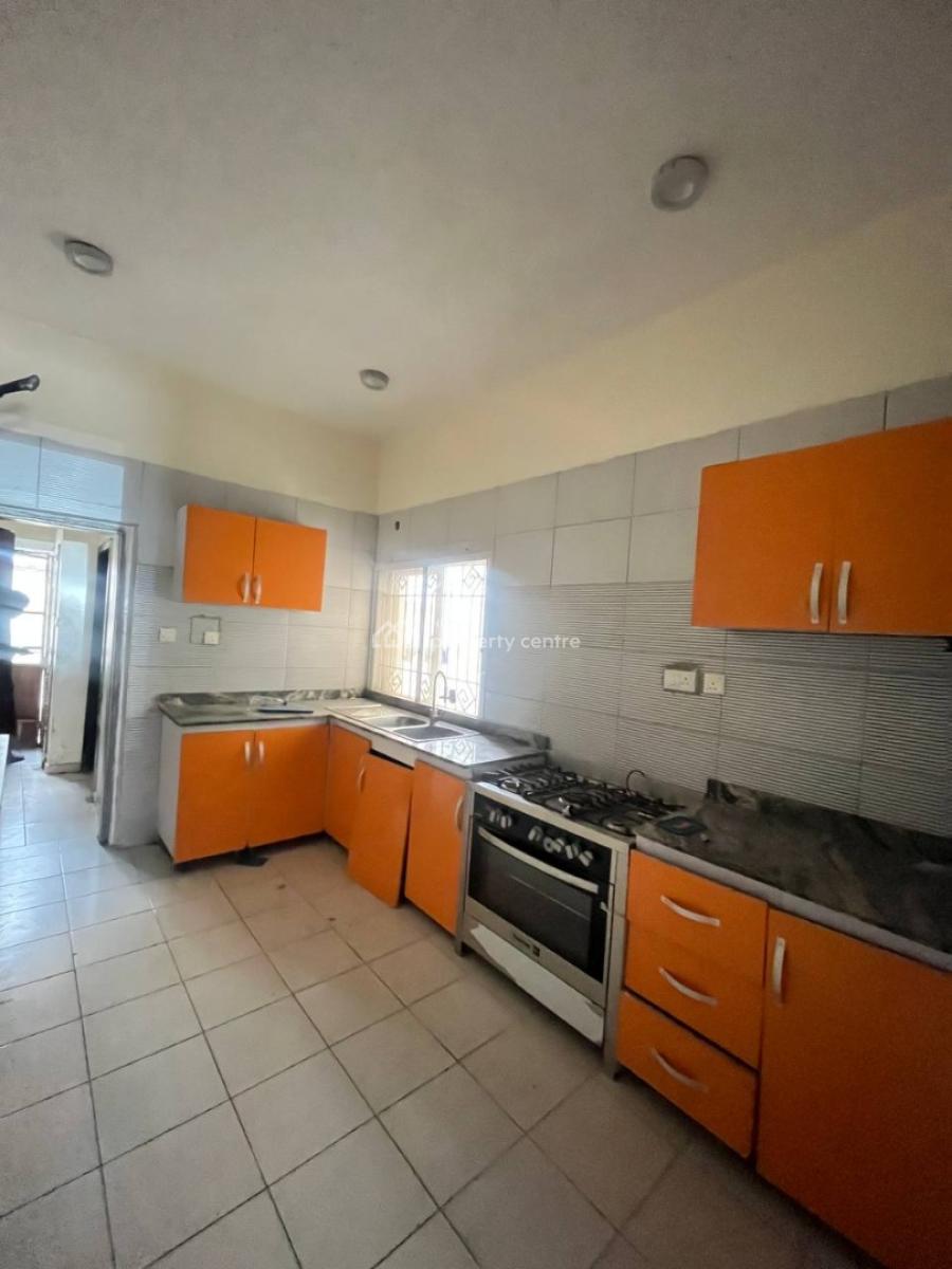 4 Bedroom Apartment  with Bq, Lekki Phase 1, Lekki, Lagos, Flat / Apartment for Rent