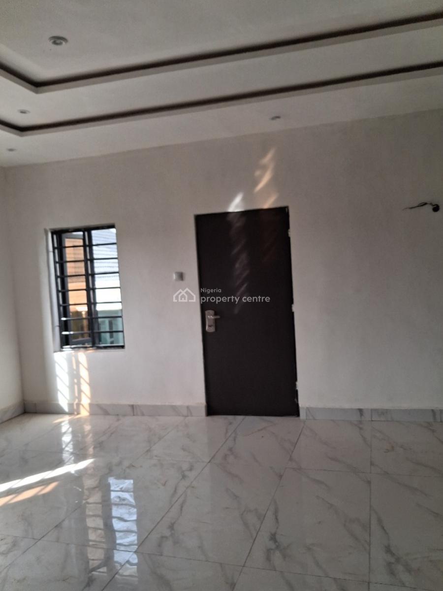 10 Bedroom Detached Duplex with a Swimming Pool, Adjacent to Guzape, Asokoro District, Abuja, Asokoro District, Abuja, Detached Duplex for Sale