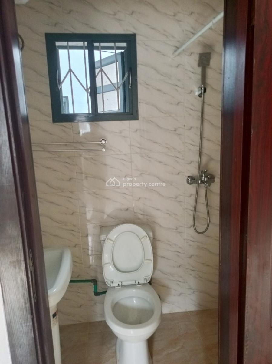 Dm for Clear Video 2bedroom Flat Secured Estate Interlocked, Ologolo, Lekki, Lagos, Flat / Apartment for Rent