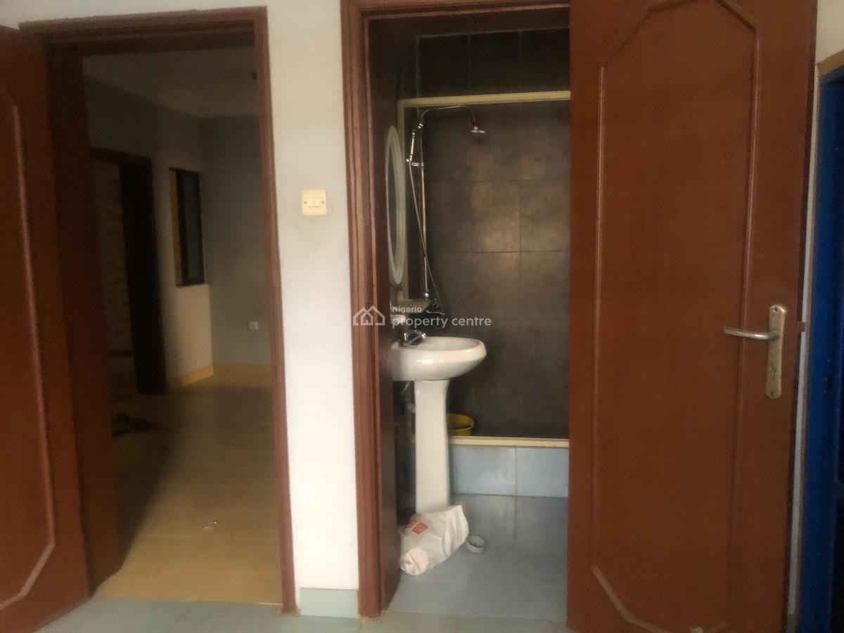 Prime Luxury Living, Omole Phase 2, Ikeja, Lagos, Semi-detached Duplex for Rent