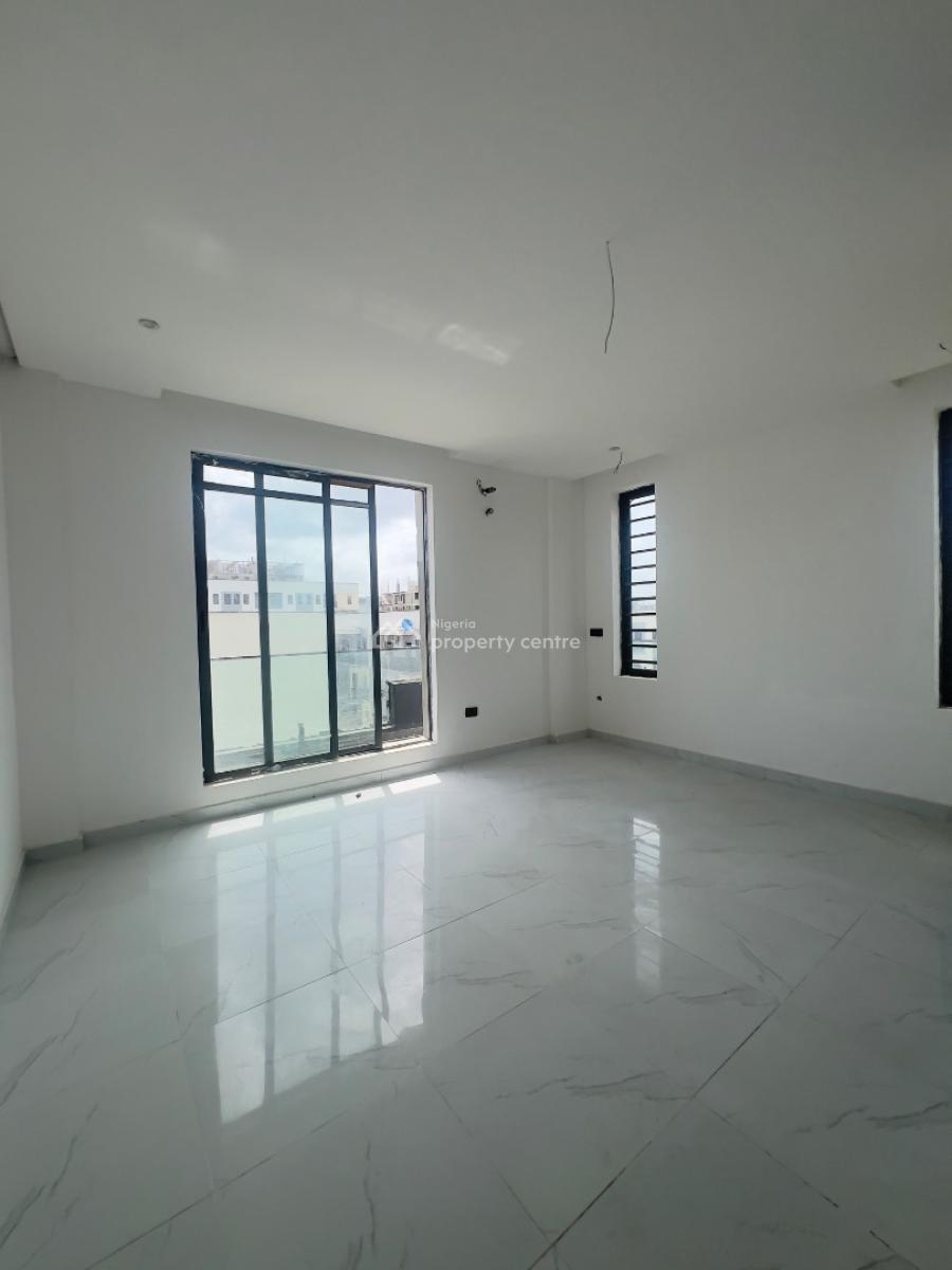 3 Bedroom Apartment with Elevator,gym ,pool, Lekki Phase 1, Lekki, Lagos, Flat / Apartment for Sale