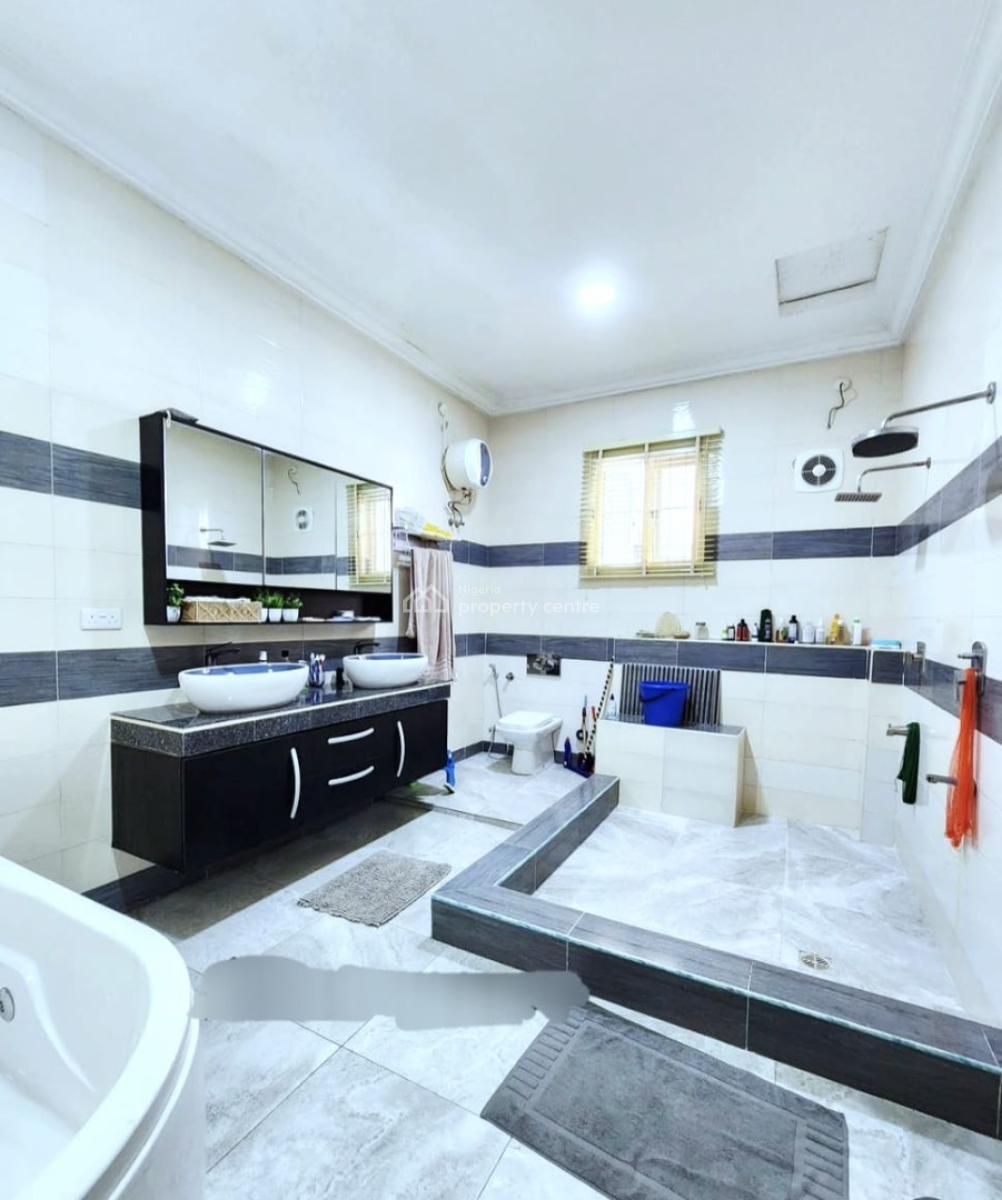 Luxury 6 Bedroom House with a Room Bq, Osapa, Lekki, Lagos, Detached Duplex for Sale