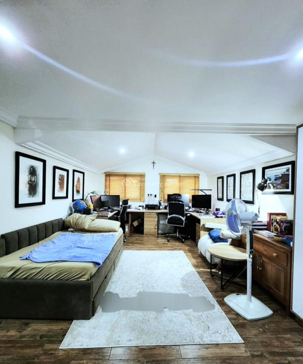 Luxury 6 Bedroom House with a Room Bq, Osapa, Lekki, Lagos, Detached Duplex for Sale