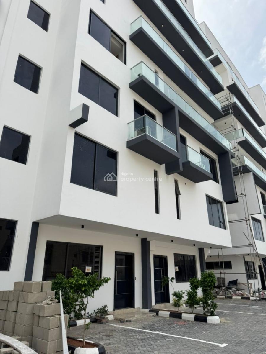 Exclusive 4 Bedroom Maisonette with a Room Bq, Banana Island, Ikoyi, Lagos, House for Sale