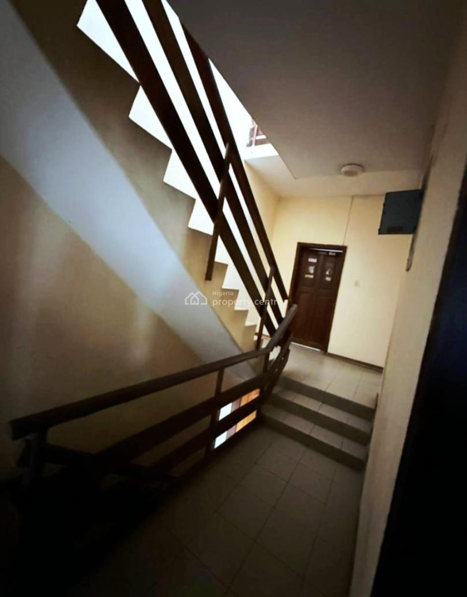 6 Bedroom Detached House + 3 Rooms Bq, Victoria Island (vi), Lagos, Detached Duplex for Sale