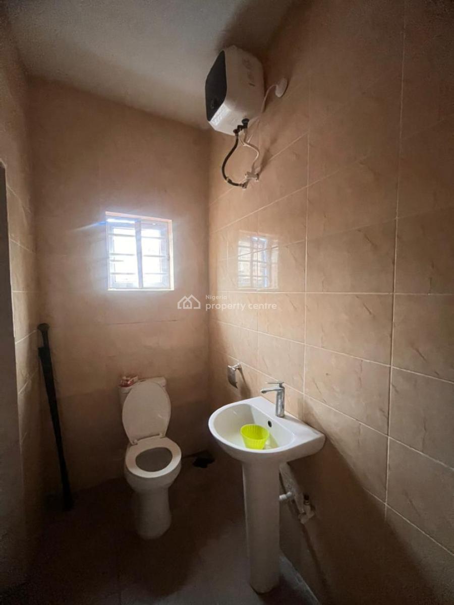 Newly Built of 2 Bedroom Apartment, Addo Road, Ado, Ajah, Lagos, Flat / Apartment for Rent