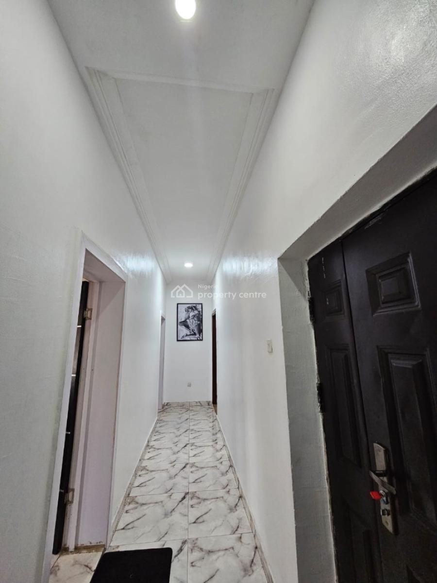 Cozy and Lovely Two Bedroom Apartment, Lekki Phase 1, Lekki, Lagos, Flat / Apartment Short Let