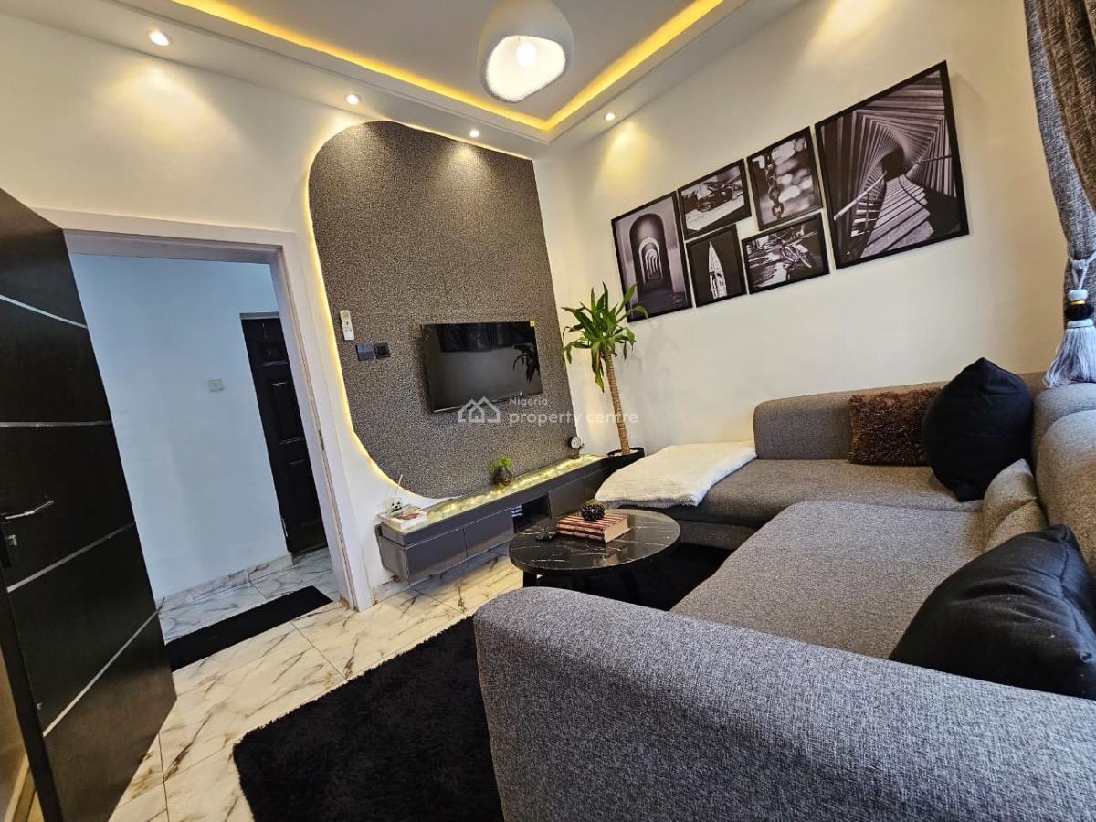 Cozy and Lovely Two Bedroom Apartment, Lekki Phase 1, Lekki, Lagos, Flat / Apartment Short Let