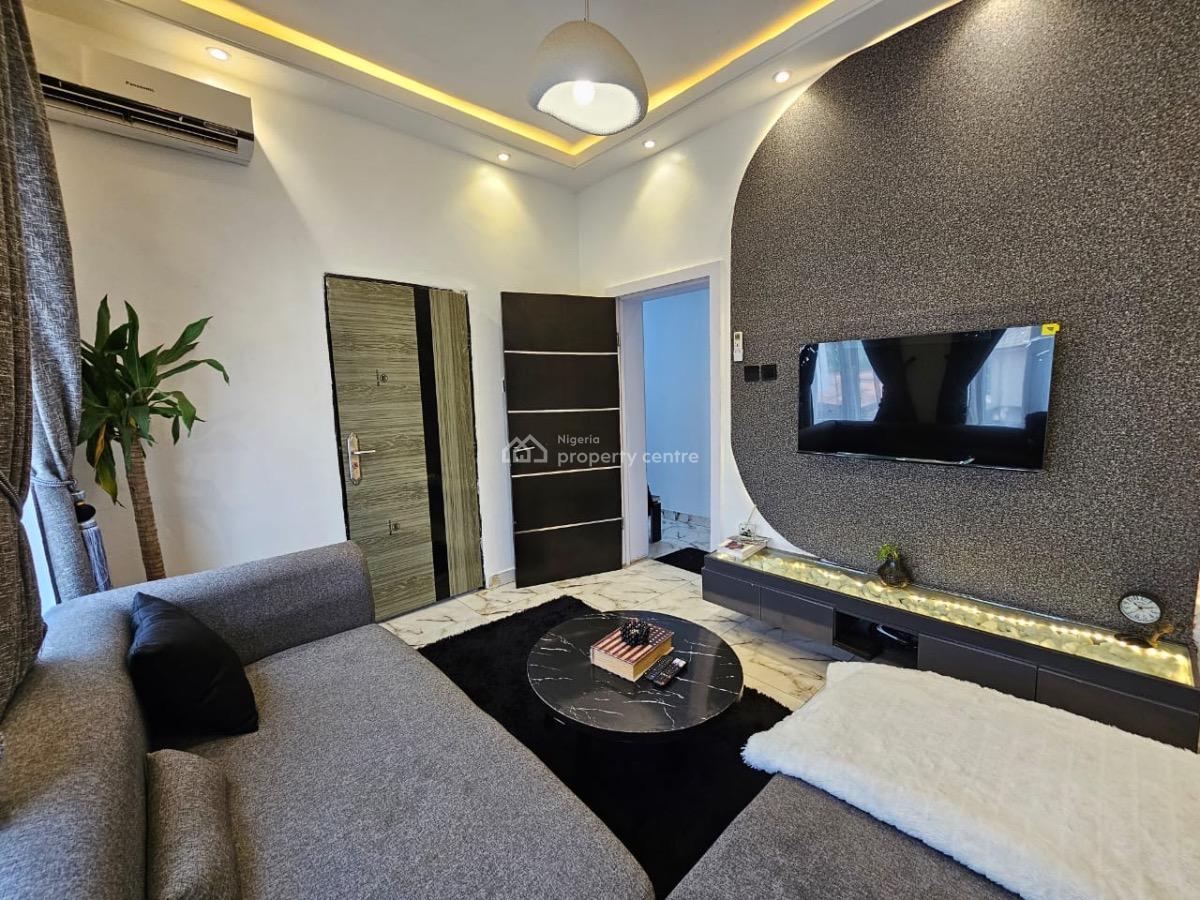 Cozy and Lovely Two Bedroom Apartment, Lekki Phase 1, Lekki, Lagos, Flat / Apartment Short Let