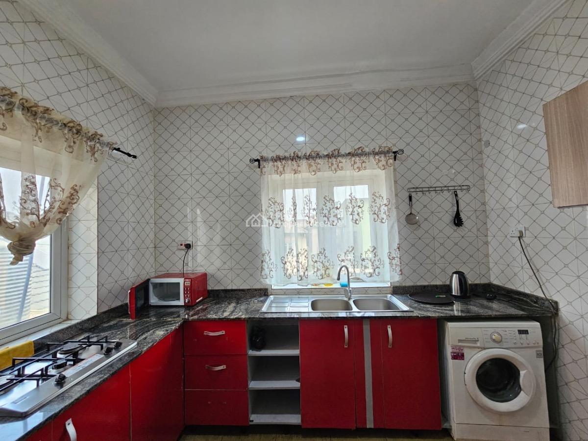 Cozy and Lovely Two Bedroom Apartment, Lekki Phase 1, Lekki, Lagos, Flat / Apartment Short Let