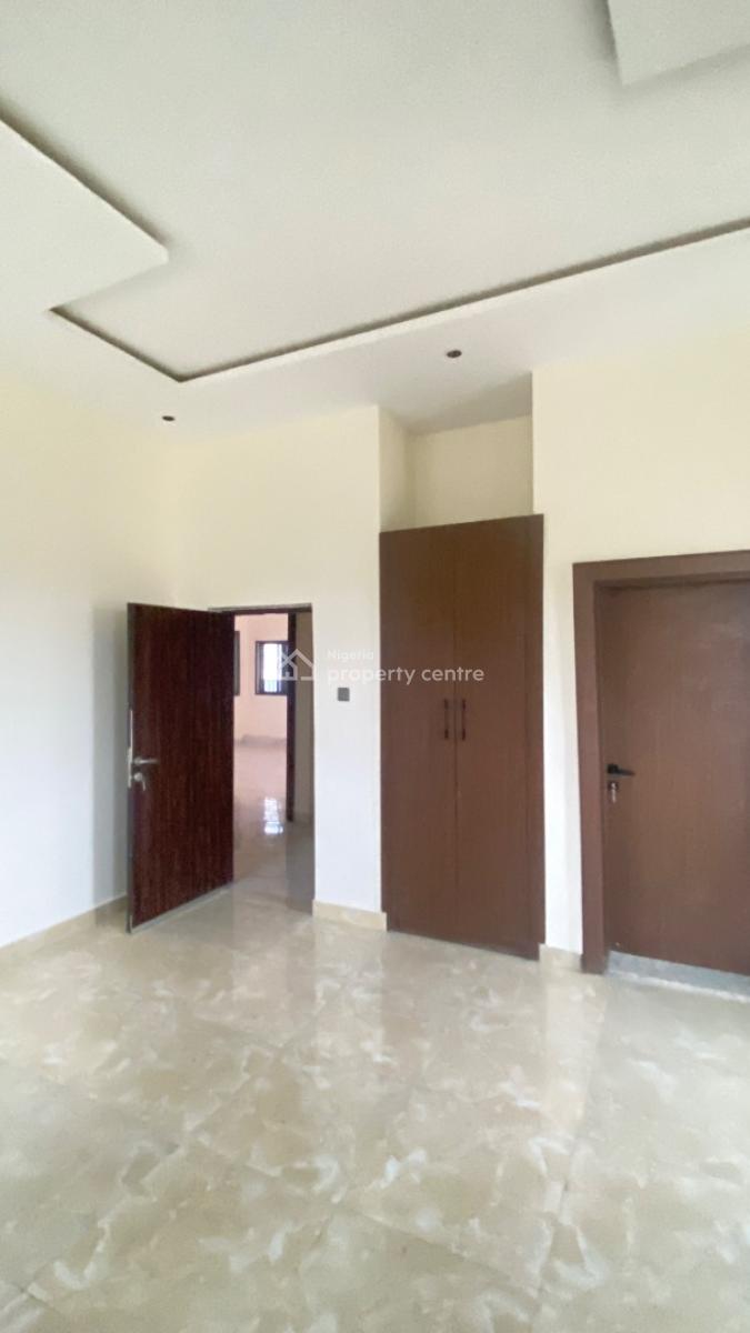 Standard 2 Bedroom Apartment, Nnpc Estate Life Camp, Life Camp, Abuja, Flat / Apartment for Rent