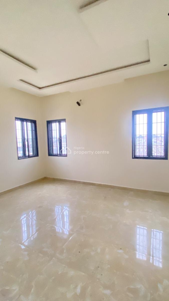 Standard 2 Bedroom Apartment, Nnpc Estate Life Camp, Life Camp, Abuja, Flat / Apartment for Rent