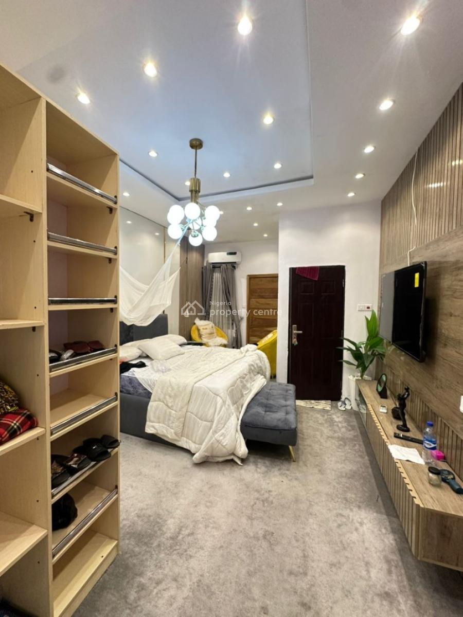 3 Bedroom Terrace Duplex with Furnitures, Ikota, Lekki, Lagos, Terraced Duplex for Sale